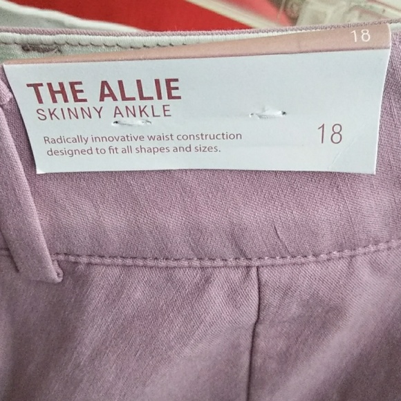 NWT Allie dusty rose cropped pants18 - Picture 2 of 6